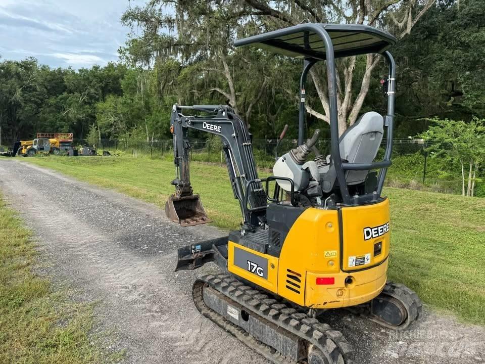 John Deere 17 G Minikoparki