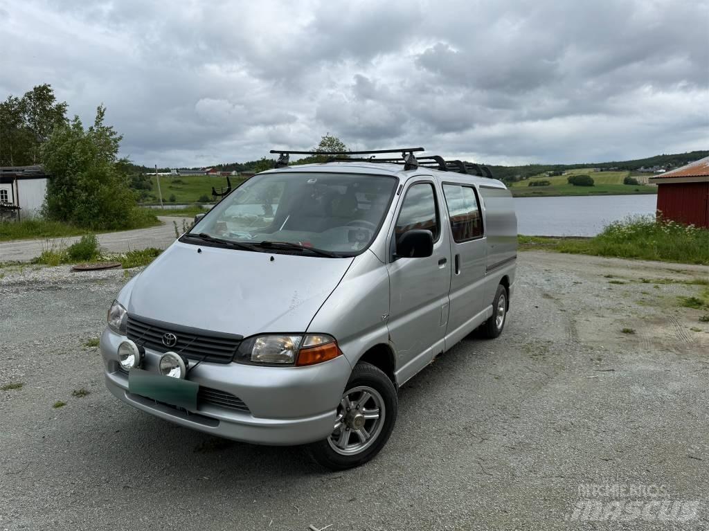 Toyota Hiace 4x4 Busy / Vany
