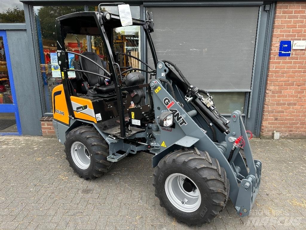 GiANT G2500HD Ładowarki wielofunkcyjne