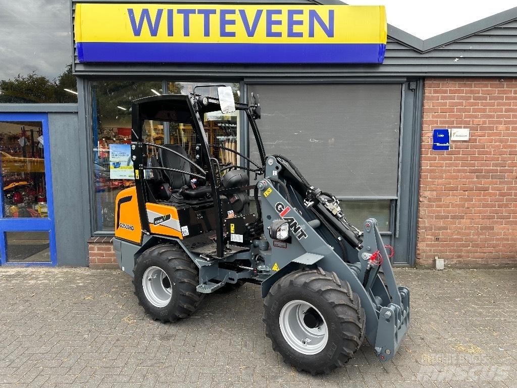 GiANT G2500HD Ładowarki wielofunkcyjne