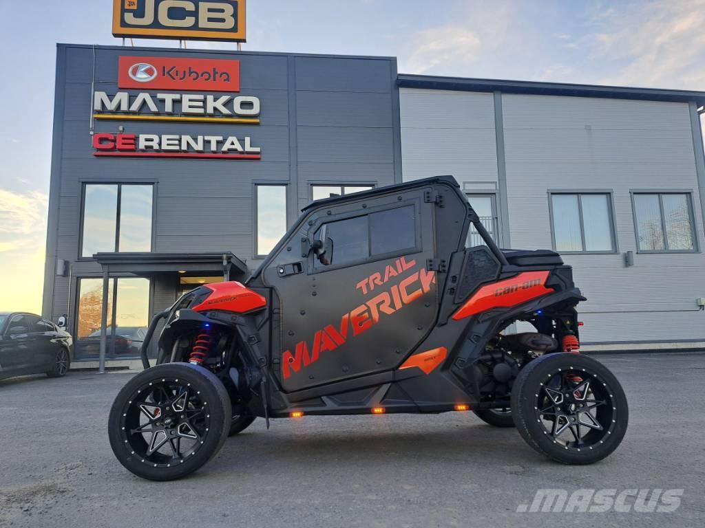 Can-am Maverick 700 Ciągniki rolnicze