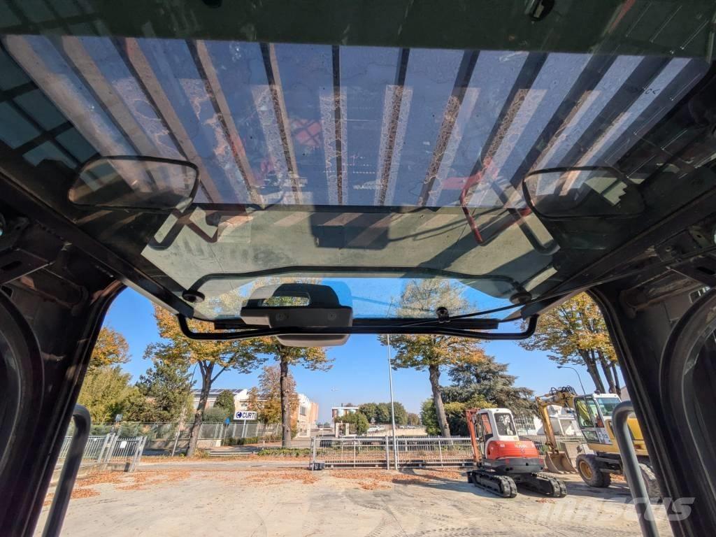 Takeuchi TL10v2 Ładowarki burtowe