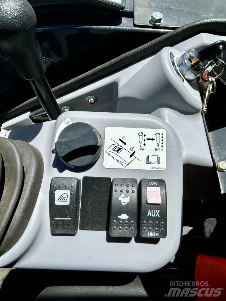 Hitachi ZX35U-5N Minikoparki
