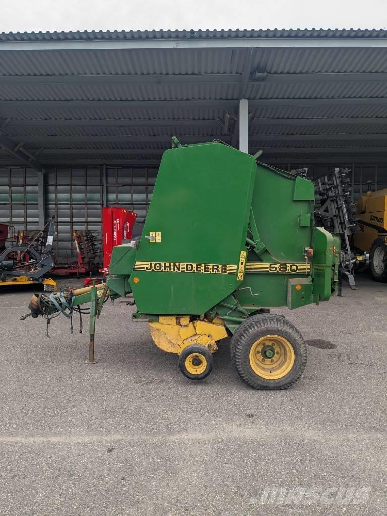 John Deere 580 Prasy zwijające