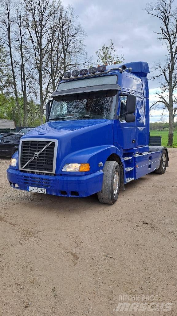Volvo NH 12 Ciągniki siodłowe