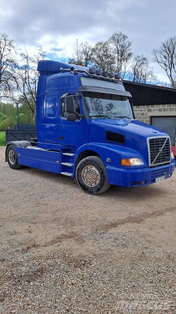 Volvo NH 12 Ciągniki siodłowe