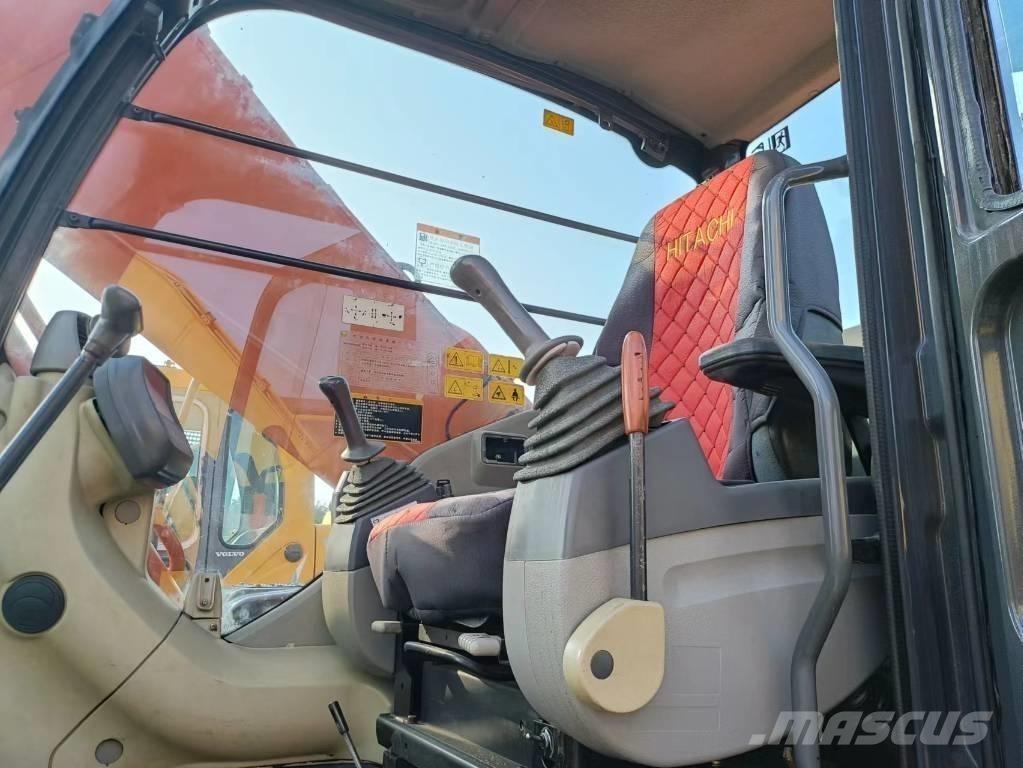 Hitachi ZX 250 LC Koparki gąsienicowe