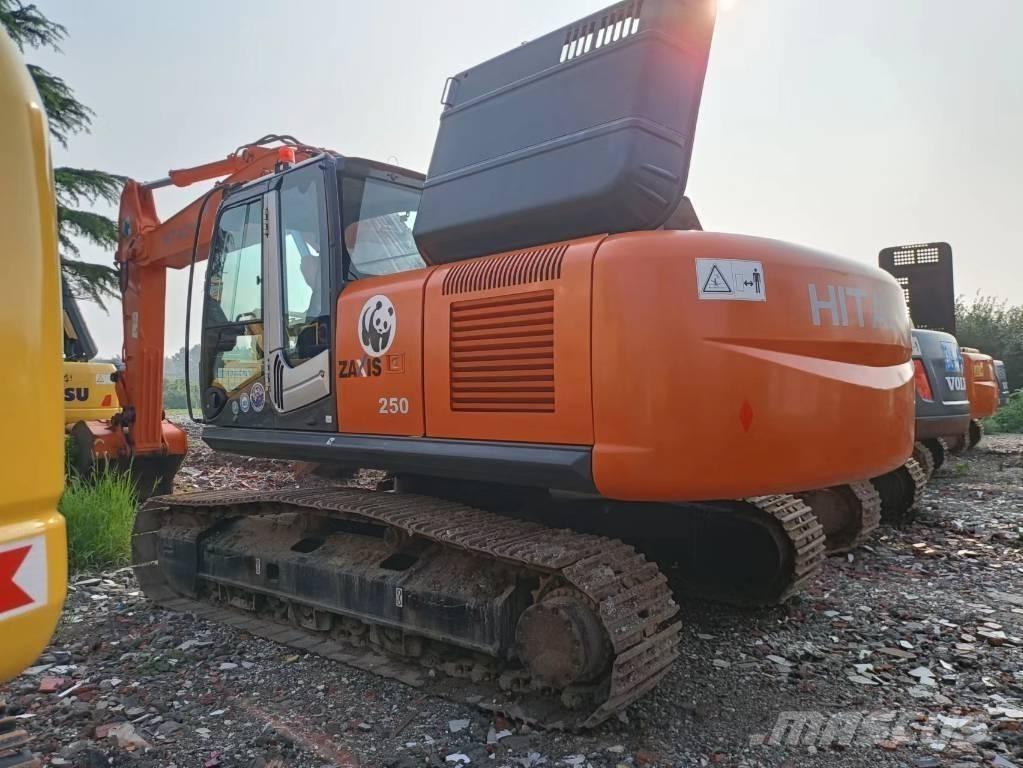 Hitachi ZX 250 LC Koparki gąsienicowe
