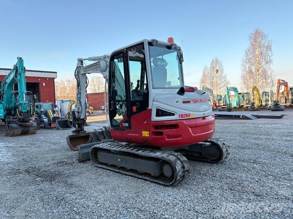 Takeuchi TB260 Minikoparki