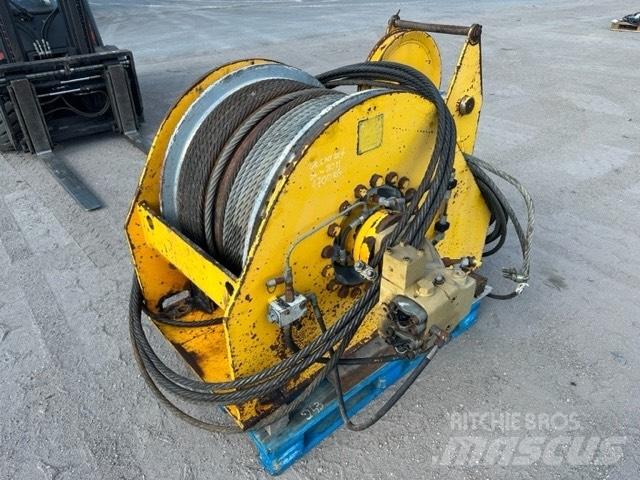 Bauer used winch Sprzęt wiertniczy części zamienne i akcesoria