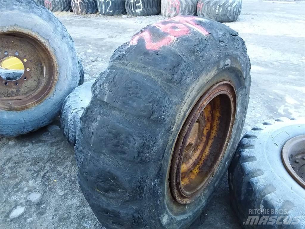 LS 17,5x25 Opony, koła i felgi
