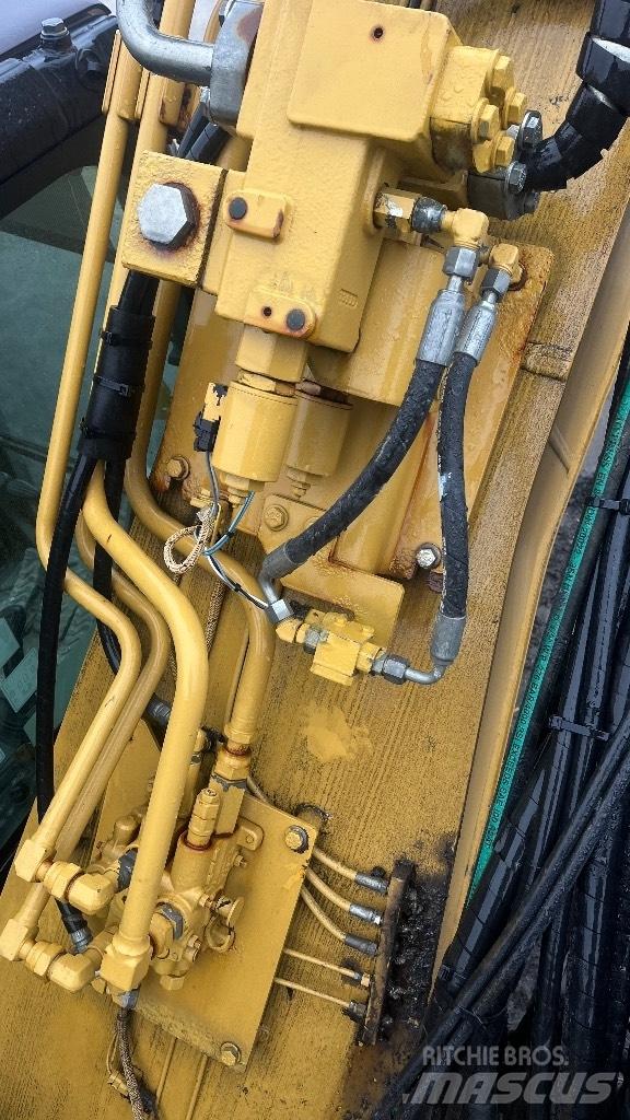 CAT 320 EL Koparki gąsienicowe