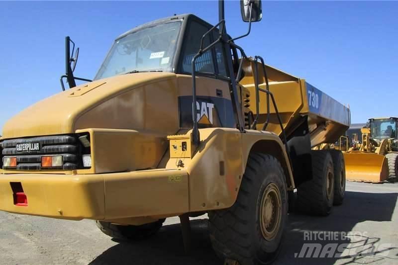 CAT 730 Wozidła przegubowe