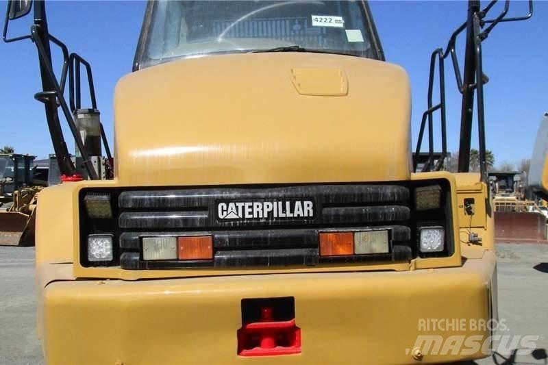 CAT 730 Wozidła przegubowe