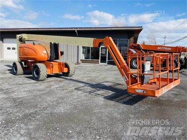JLG 800 AJ Podnośniki przegubowe