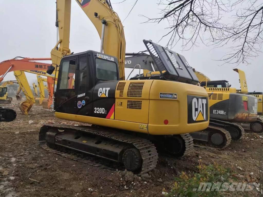 CAT 320 D Koparki gąsienicowe