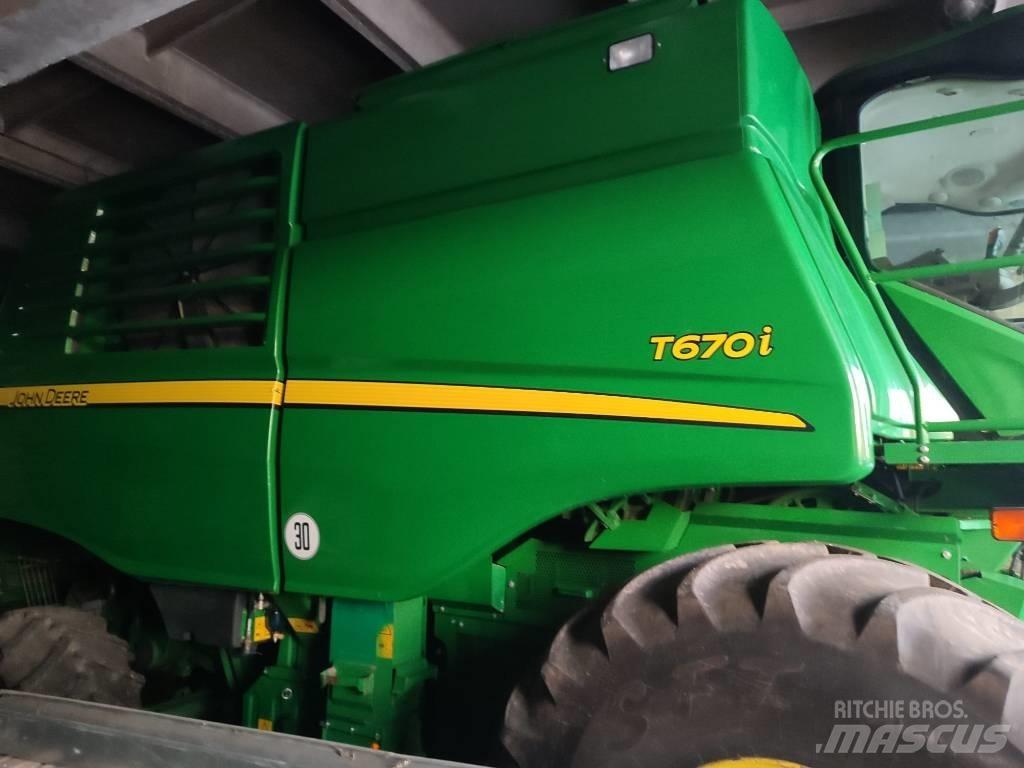 John Deere T 670 i Kombajny zbożowe