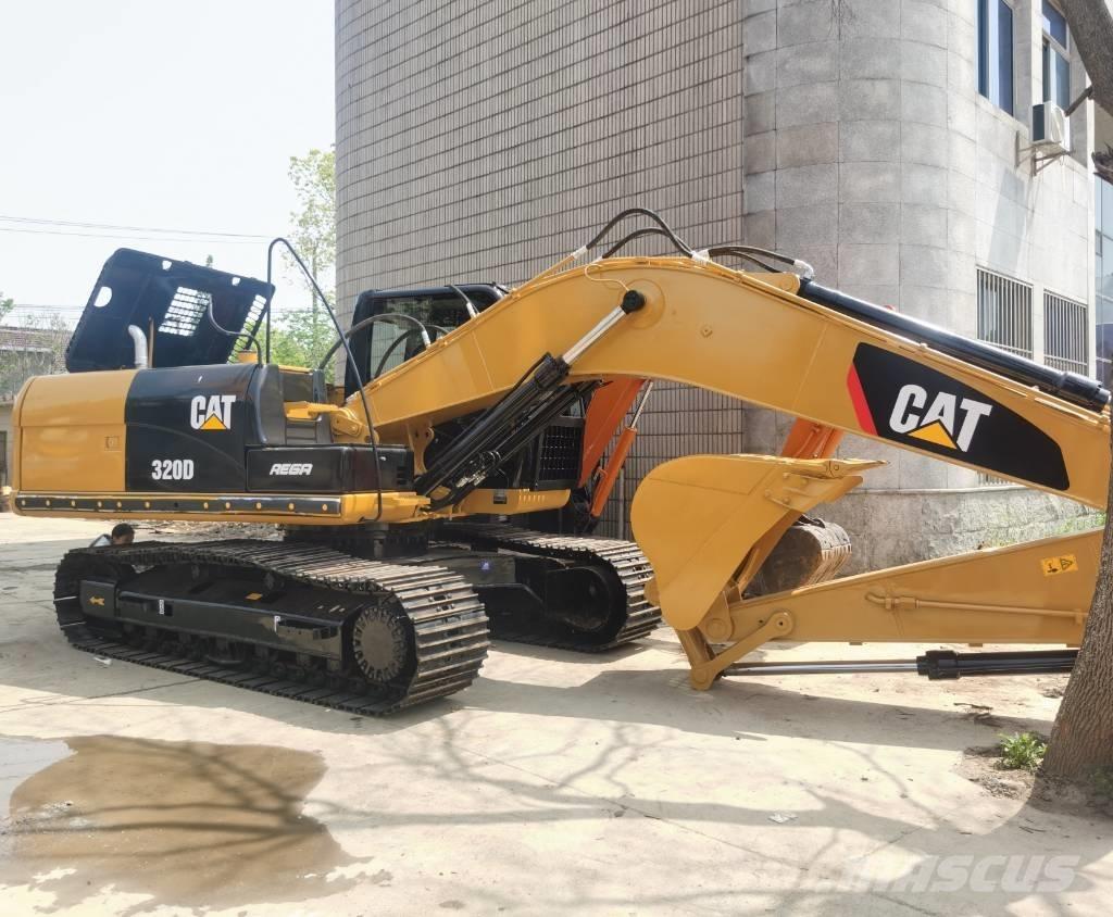 CAT 320 D Koparki gąsienicowe