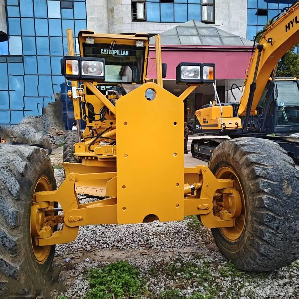 CAT 140 H Równiarki