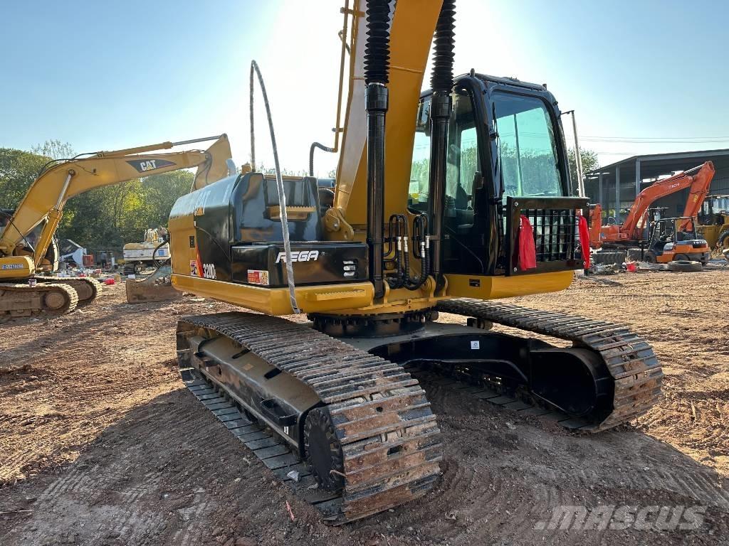 CAT 320 D L Koparki gąsienicowe