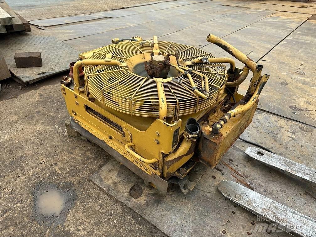 CAT 950g radiator Chłodnice