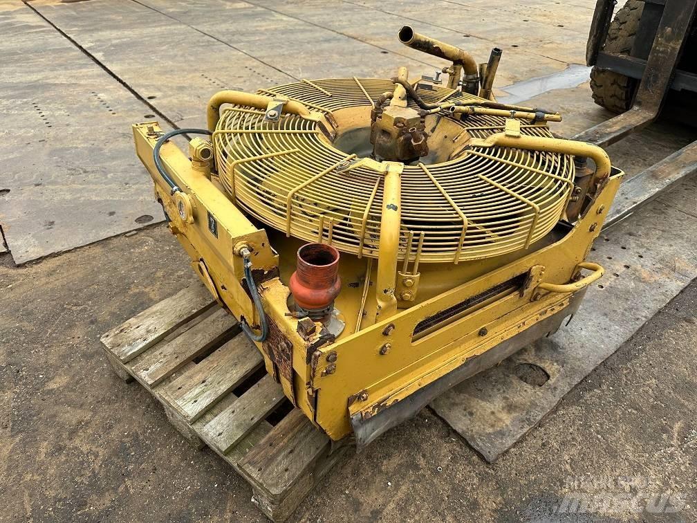 CAT 950g radiator Chłodnice
