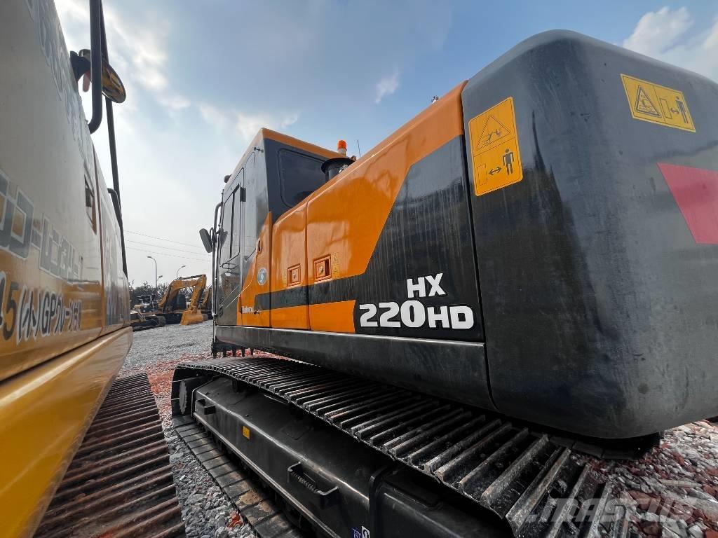 Hyundai HX 220HD Koparki gąsienicowe