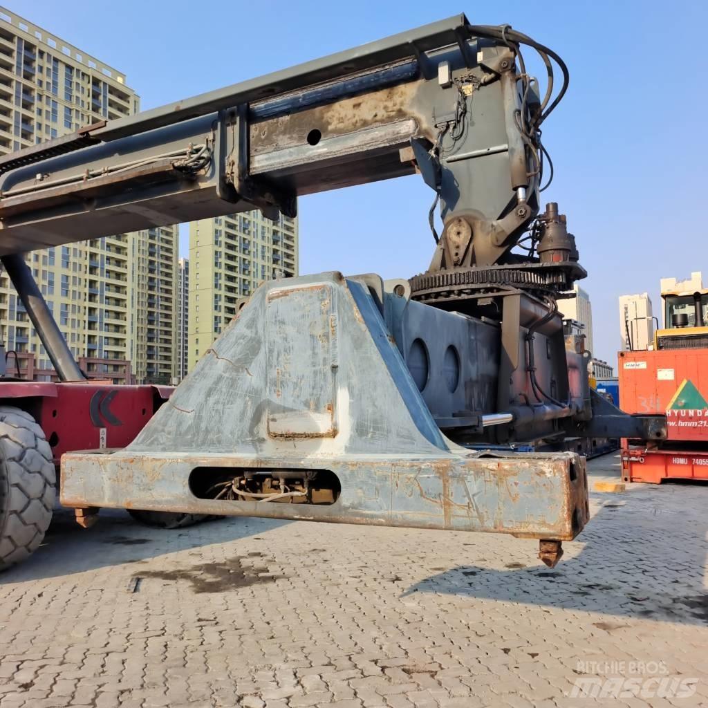 Kalmar DRD450 Wózki typu Reachstacker
