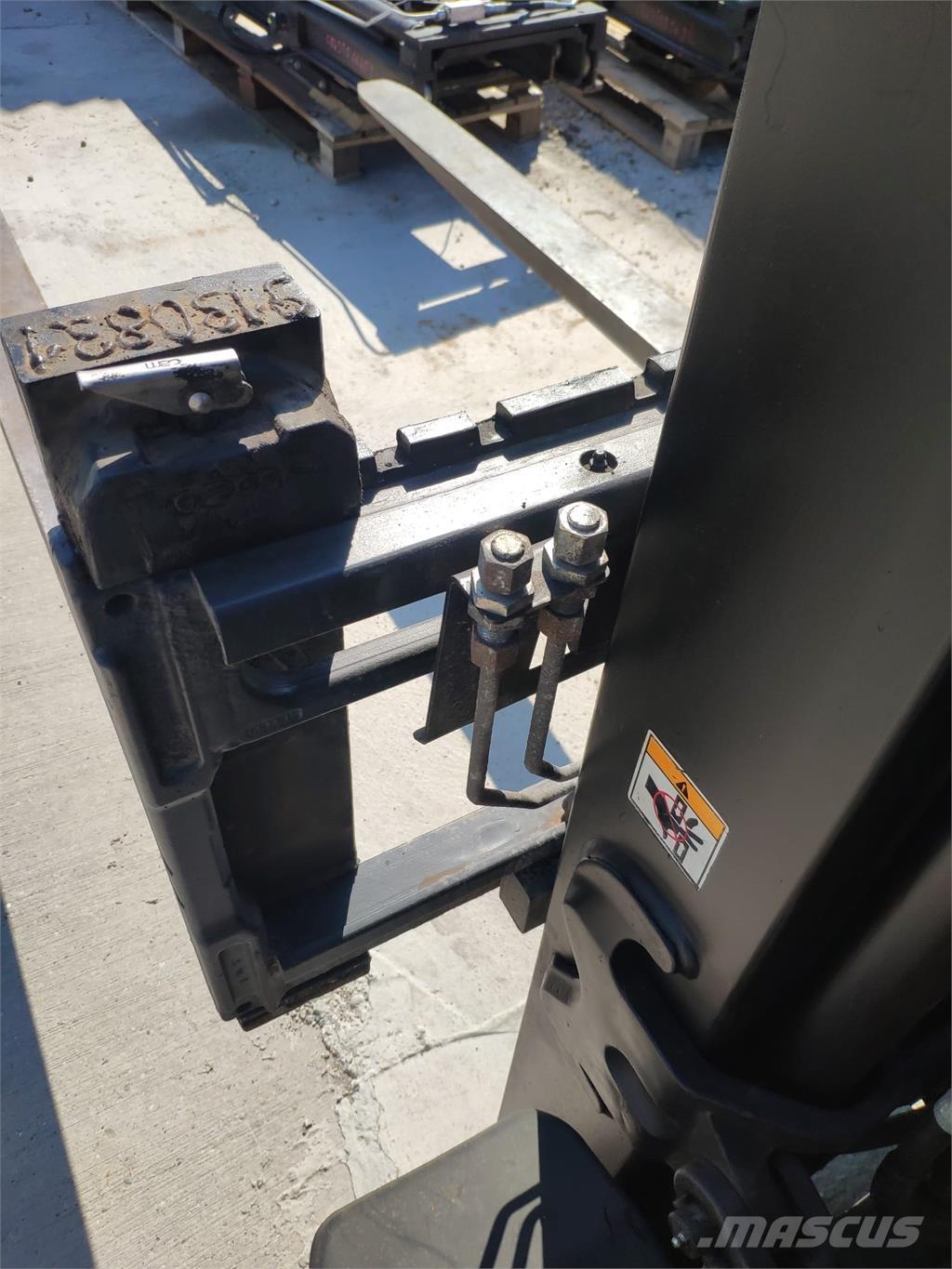 Yale GDP35VX Wózki Diesla