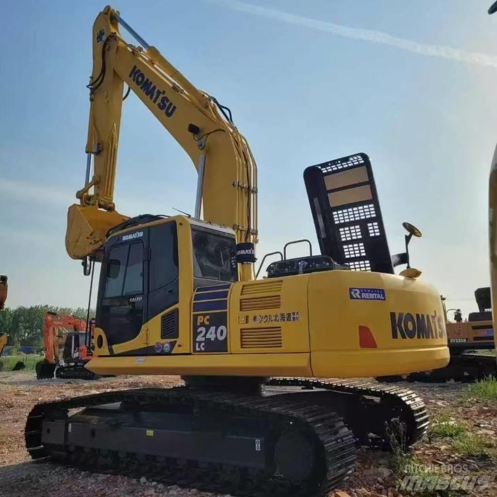Komatsu 240LC-8 Koparki gąsienicowe