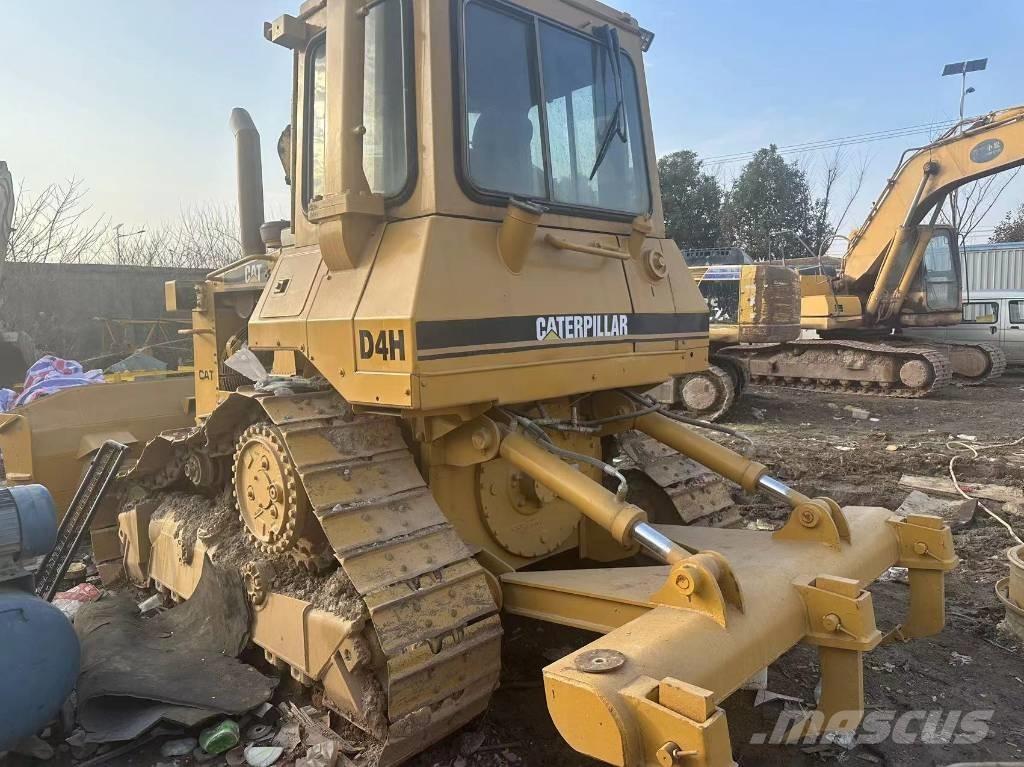 CAT D4H Spycharki gąsienicowe