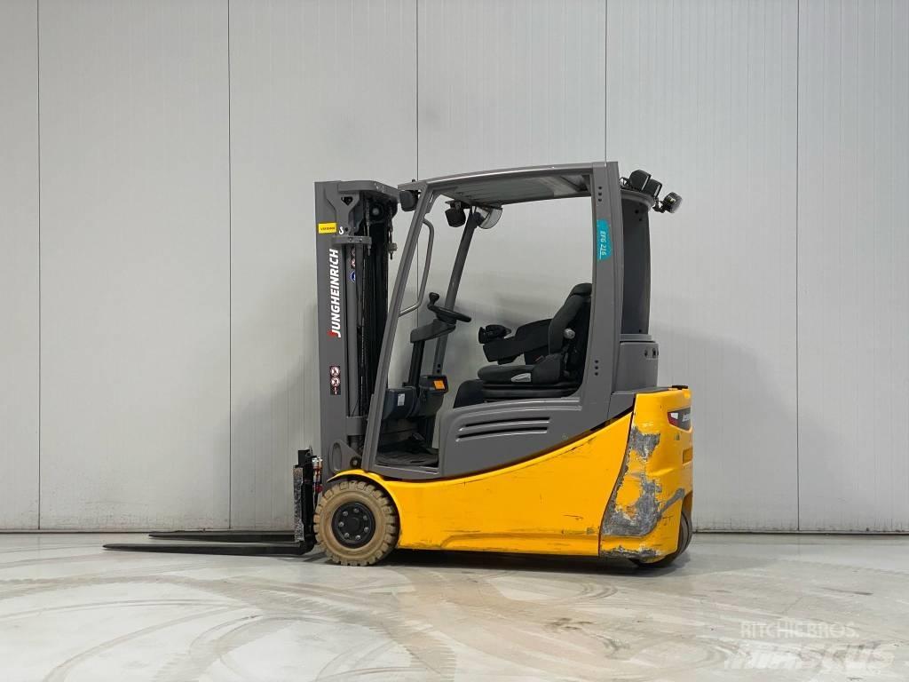 Jungheinrich EFG216 Wózki elektryczne