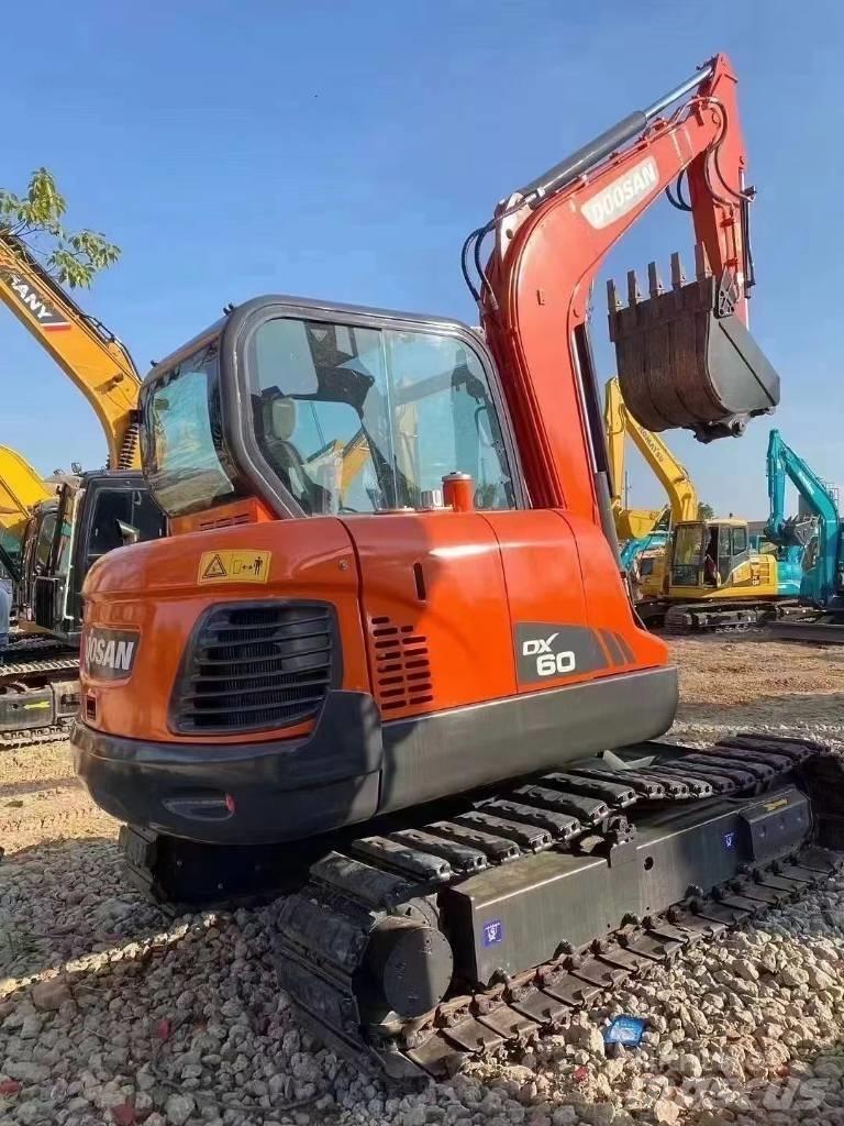 Doosan DX 60-9 Minikoparki