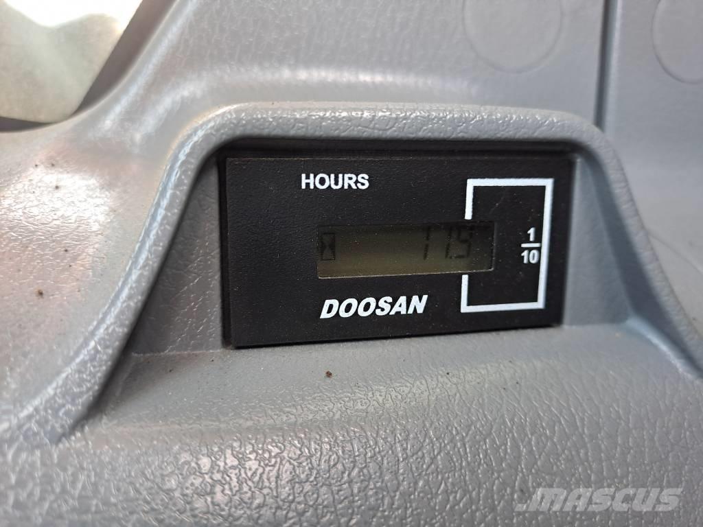 Doosan DX530LC-7M Koparki gąsienicowe