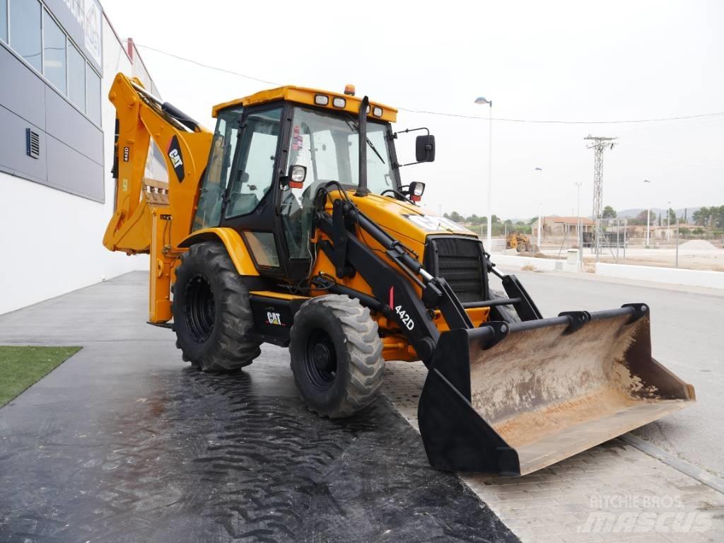 CAT 442 D Koparko-ładowarki