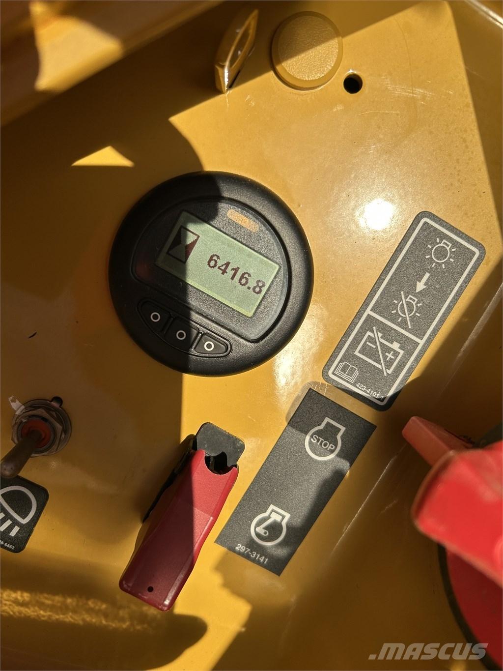 CAT D 5 LGP Spycharki gąsienicowe