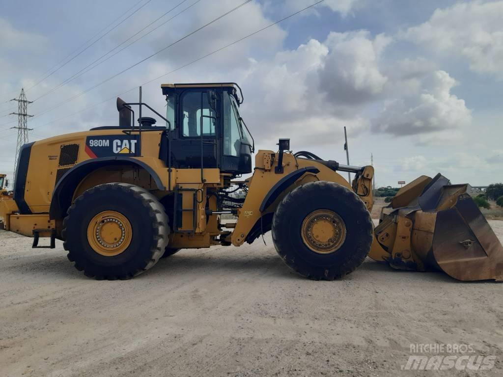 CAT 980M Ładowarki kołowe