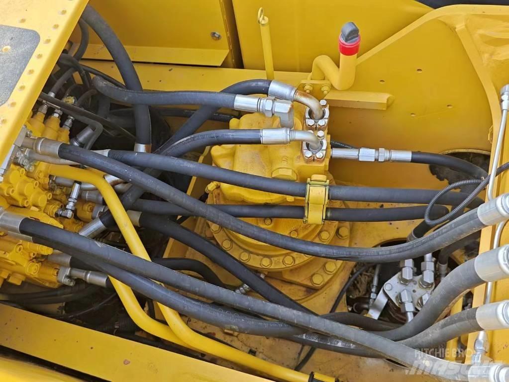 Komatsu PC 200 Koparki gąsienicowe