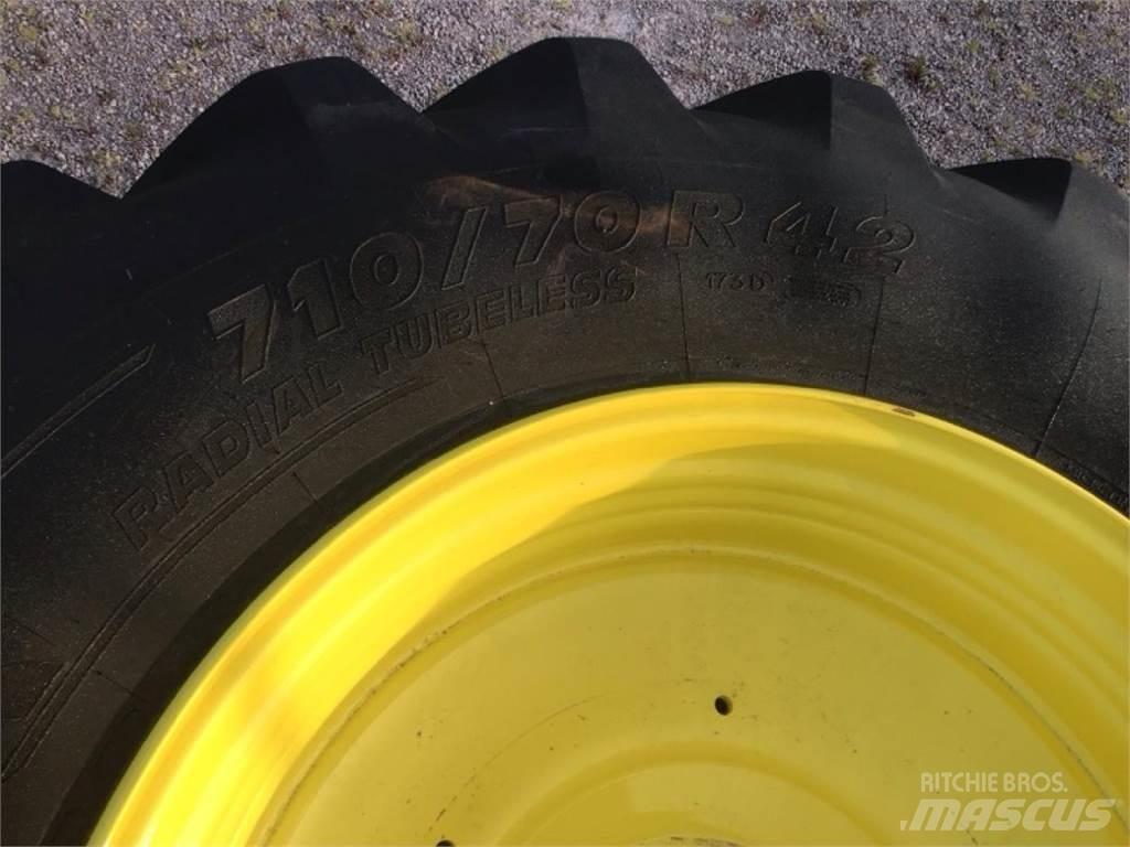 Michelin 710/70R42 Opony, koła i felgi