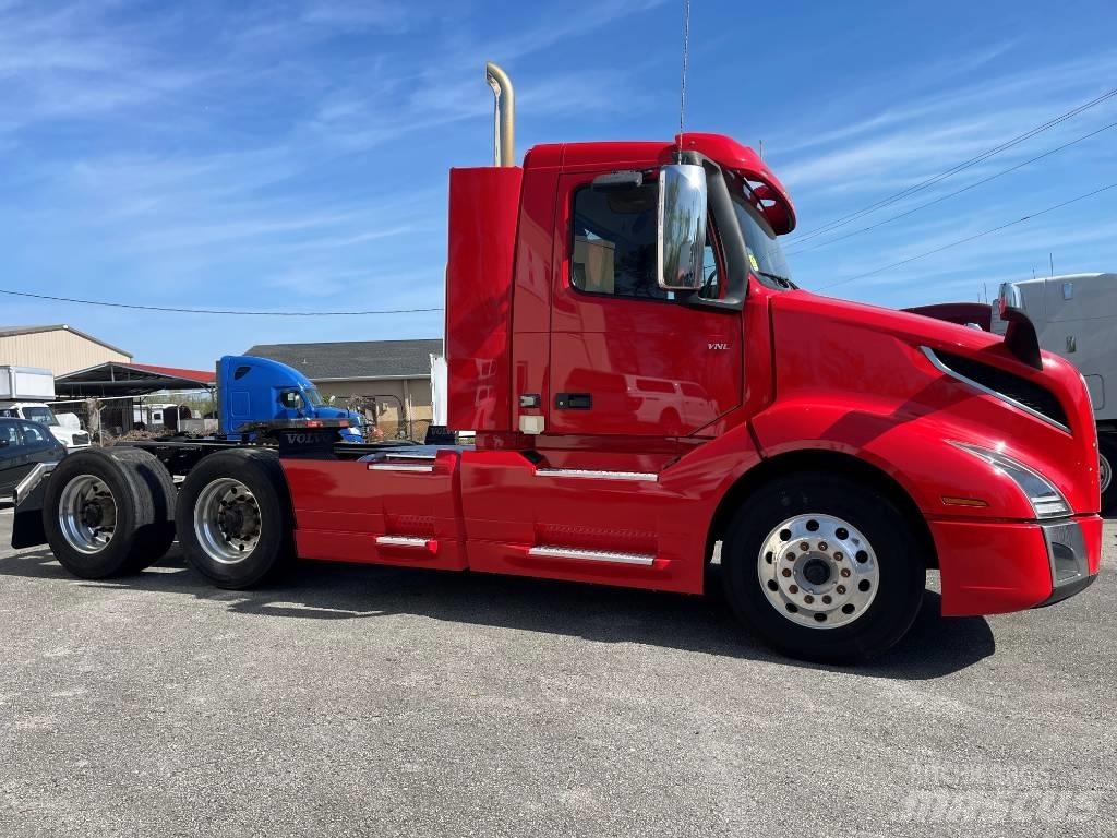 Volvo VNL64T300 Ciągniki siodłowe