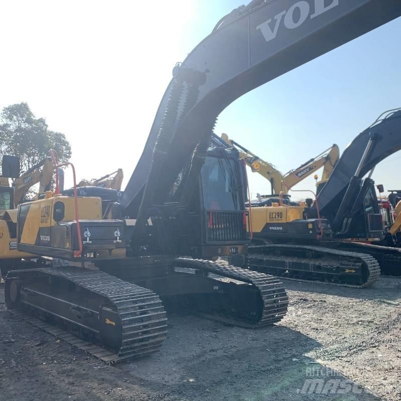 Volvo EC 240 Koparki gąsienicowe