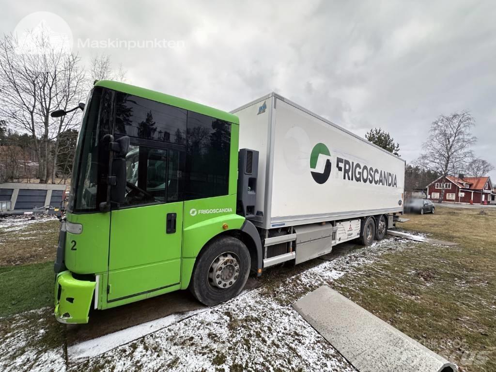 Mercedes-Benz Econic Samochody ciężarowe ze skrzynią zamkniętą