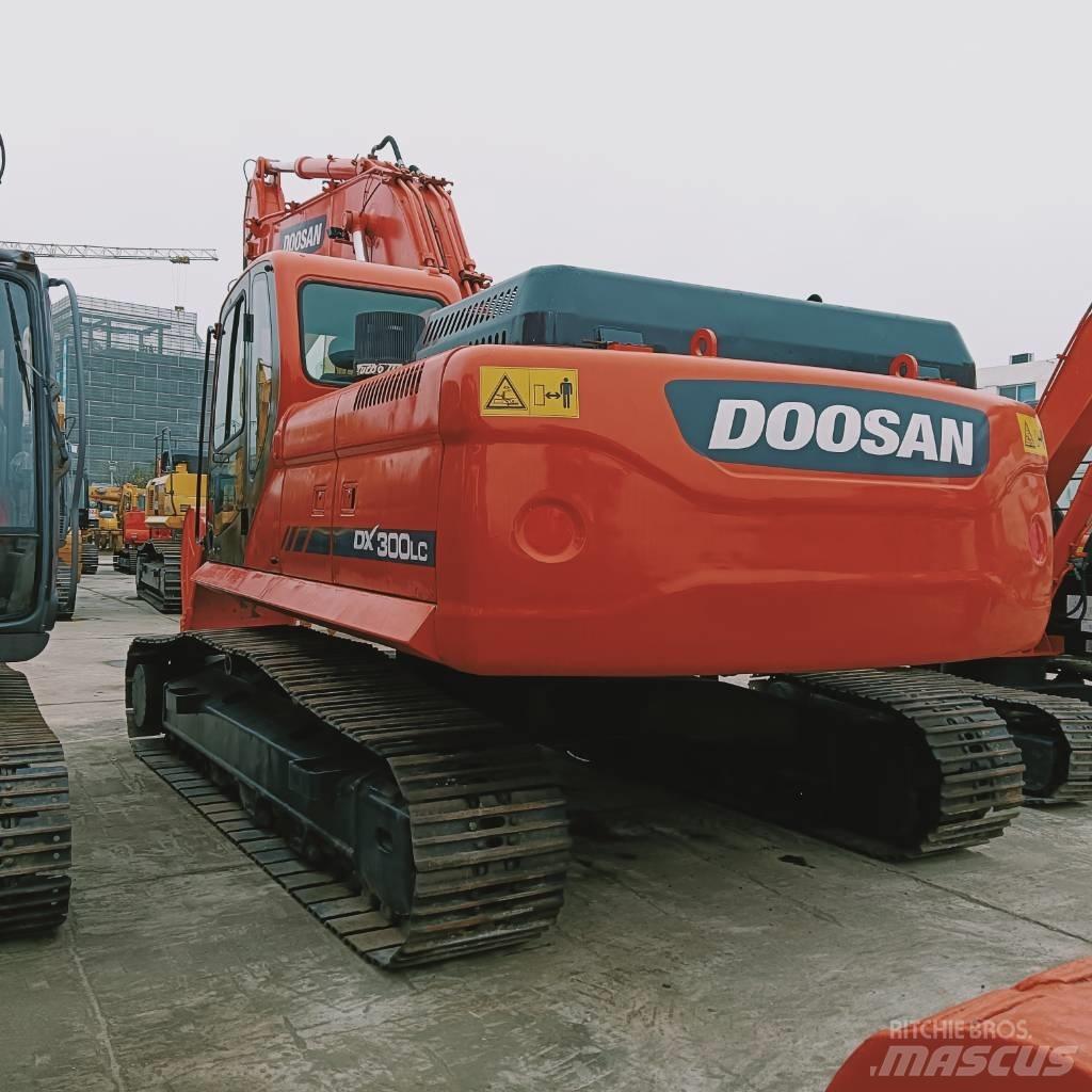 Doosan DX 300 LC Koparki gąsienicowe