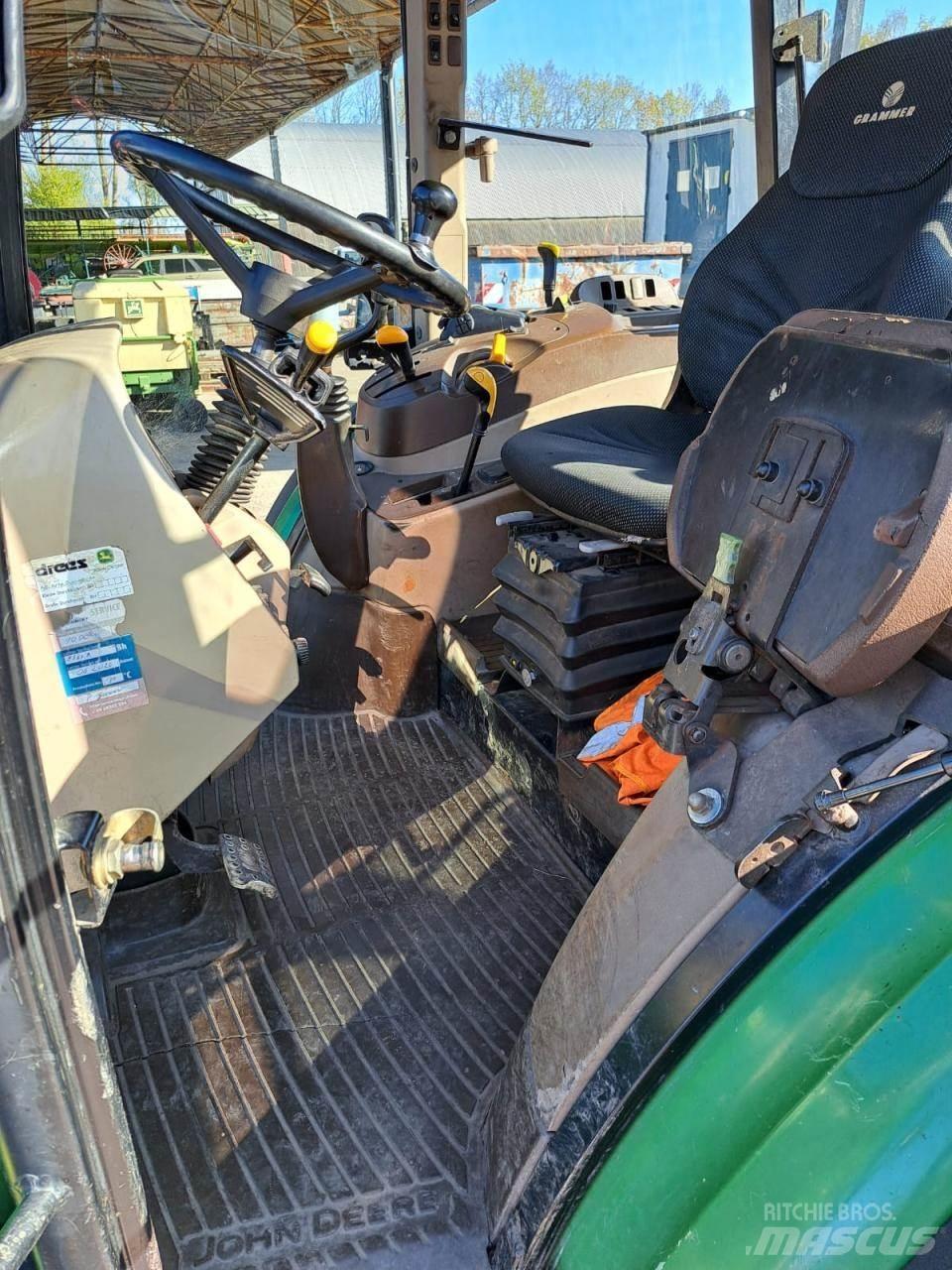 John Deere 5720 + FL Ciągniki rolnicze
