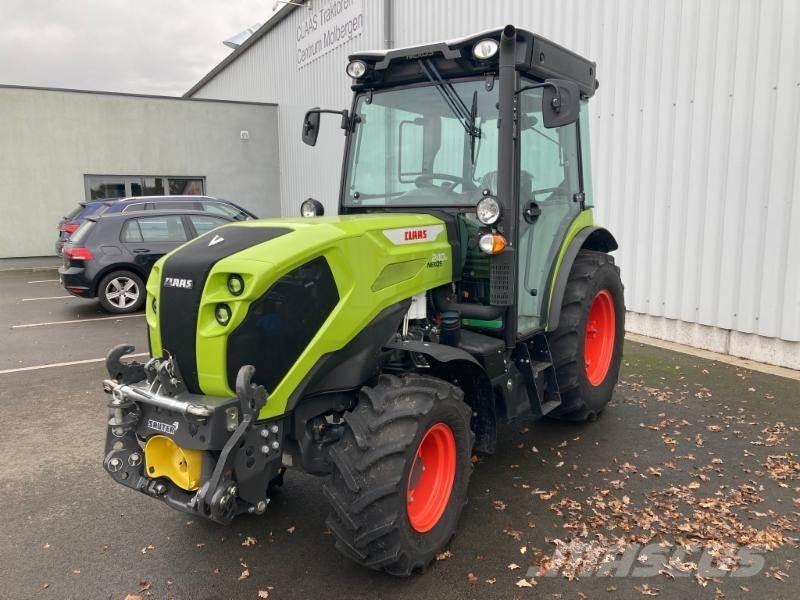 CLAAS NEXOS 240 M Ciągniki rolnicze