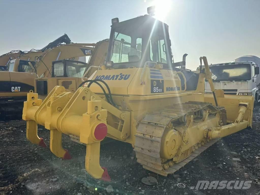 Komatsu D 85 E Spycharki gąsienicowe