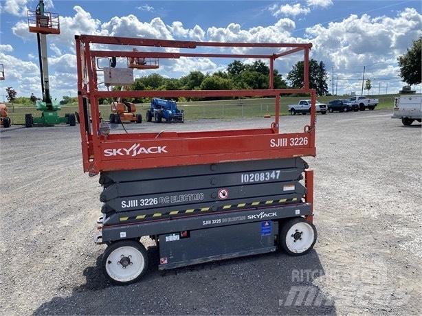 SkyJack SJ III 3226 Podnośniki nożycowe