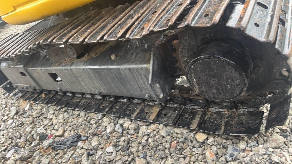 Komatsu PC 30 Koparki gąsienicowe