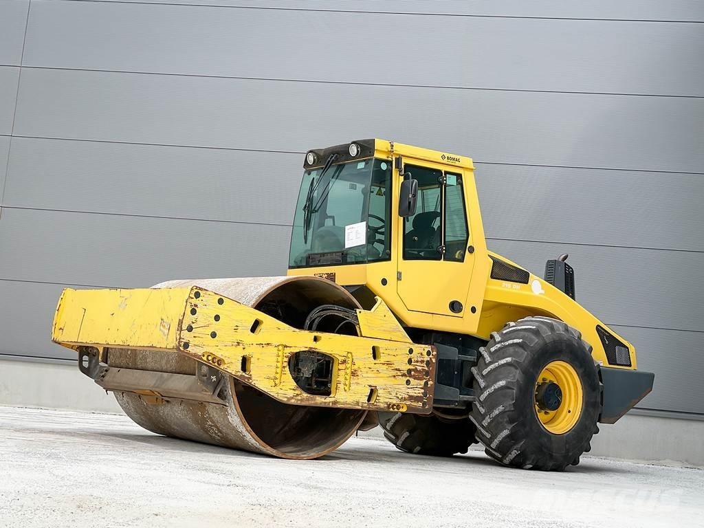Bomag BW 216 DH-4i Walce jednobębnowe