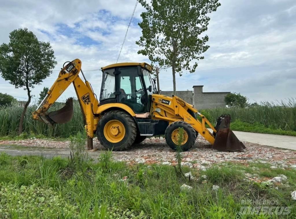 JCB 3 CX Koparko-ładowarki